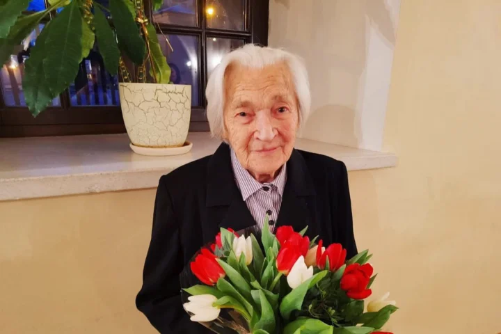 Palaimintojo Jurgio Matulaičio sudėlioti gyvenimo takeliai. Ses. Albina Pajarskaitė